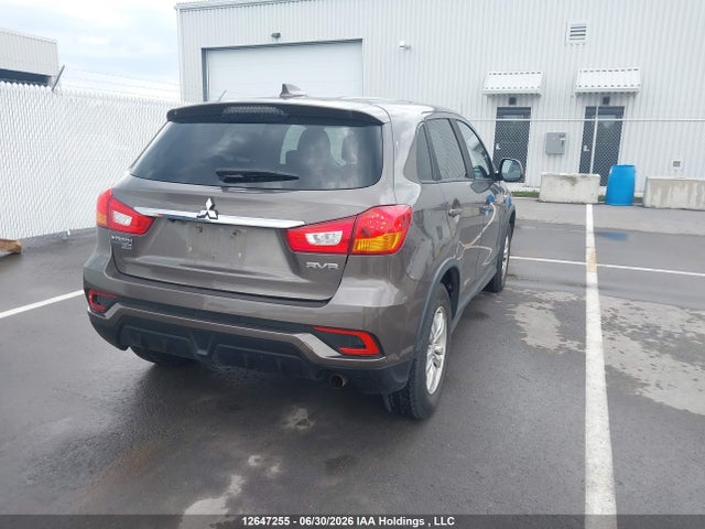 12647255 :رقم المزاد ، JA4AJ3AU0KU605310 vin ، 2019 Mitsubishi Rvr Se مزاد بيع