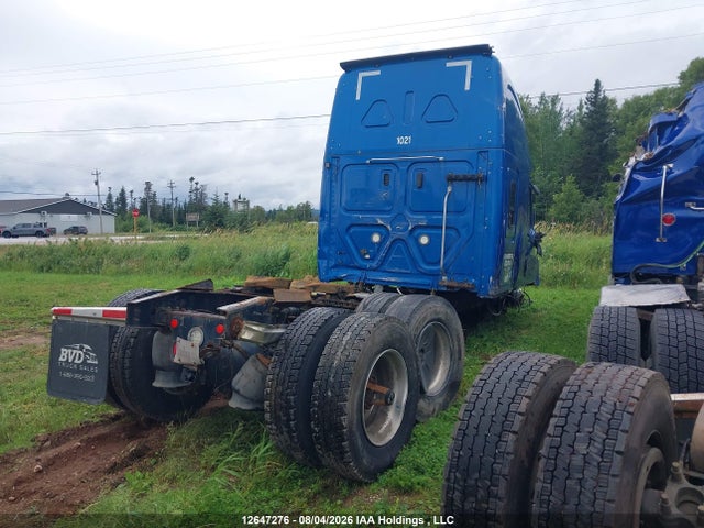 12647276 :رقم المزاد ، 1FUJHHDR6LLKS3594 vin ، 2020 Freightliner New Cascadia 126 مزاد بيع