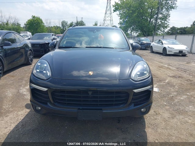 Porsche Cayenne Platinum Edition 2017 WP1AA2A21HKA81151 Image 12