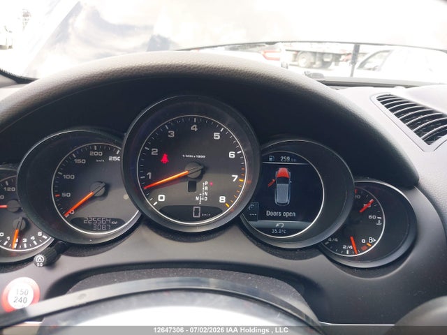 Porsche Cayenne Platinum Edition 2017 WP1AA2A21HKA81151 Image 7