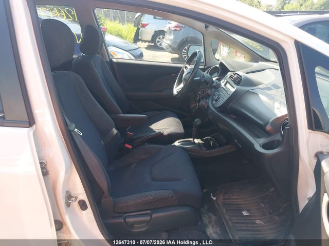 2013 Honda Fit Sport მანქანა იყიდება აუქციონზე, vin: LUCGE8H7XD3005920, აუქციონის ნომერი: 12647310