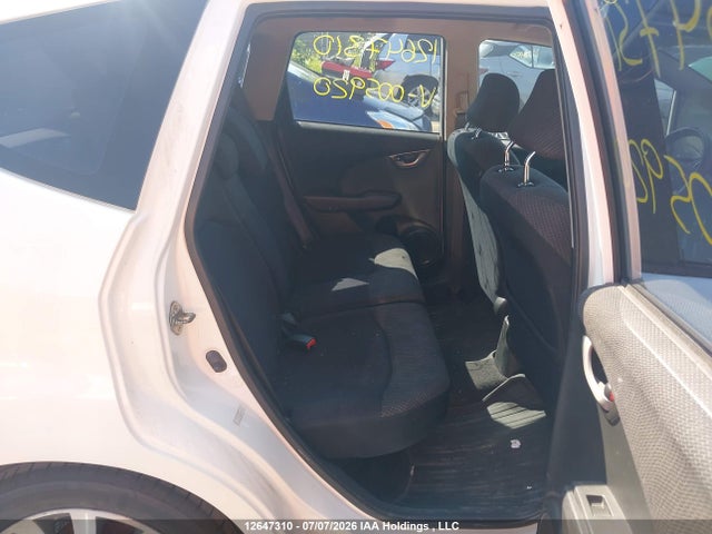 2013 Honda Fit Sport მანქანა იყიდება აუქციონზე, vin: LUCGE8H7XD3005920, აუქციონის ნომერი: 12647310