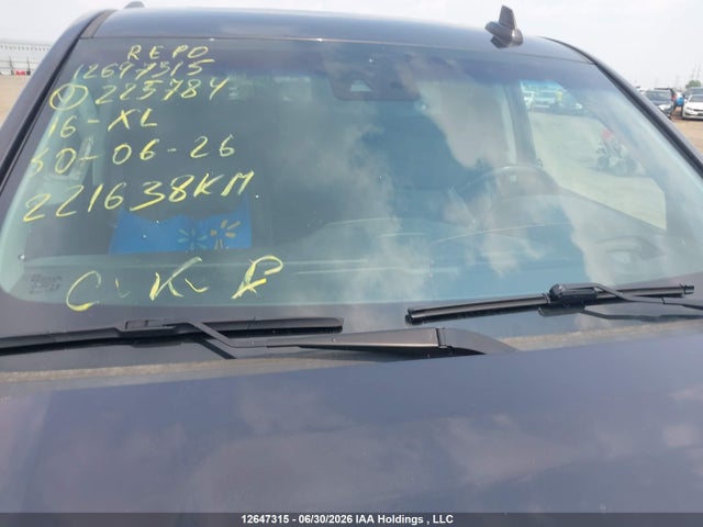 12647315 :رقم المزاد ، 1GKS2HKJ8GR225784 vin ، 2016 Gmc Yukon Xl Denali Denali مزاد بيع