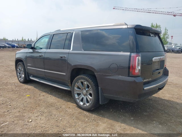 12647315 :رقم المزاد ، 1GKS2HKJ8GR225784 vin ، 2016 Gmc Yukon Xl Denali Denali مزاد بيع