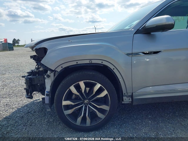 2021 Volkswagen Atlas 3.6 Fsi Execline მანქანა იყიდება აუქციონზე, vin: 1V2FR2CA3MC562137, აუქციონის ნომერი: 12647326