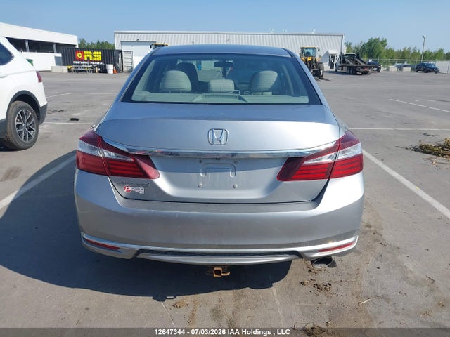12647344 :رقم المزاد ، 1HGCR2F39HA805759 vin ، 2017 Honda Accord Lx مزاد بيع