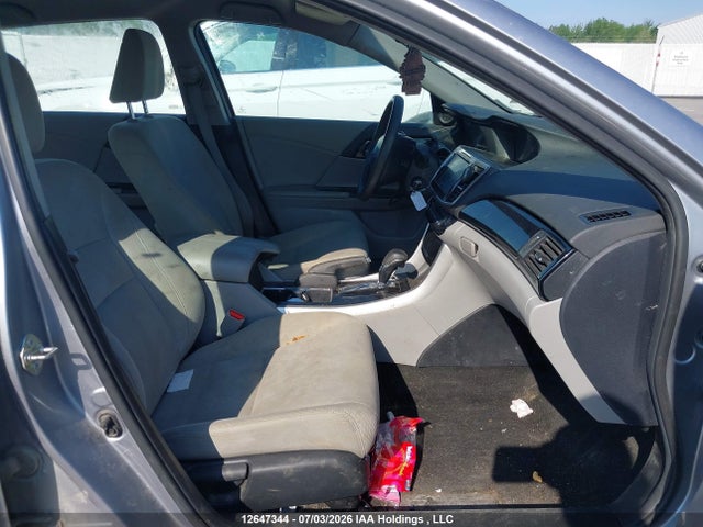12647344 :رقم المزاد ، 1HGCR2F39HA805759 vin ، 2017 Honda Accord Lx مزاد بيع
