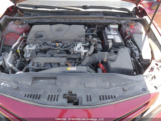 12647345 :رقم المزاد ، 4T1B11HK8JU634079 vin ، 2018 Toyota Camry L/le/xle/se/xse مزاد بيع