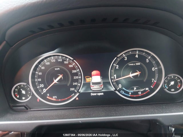 12607364 :رقم المزاد ، 5UXKR0C53J0X96832 vin ، 2018 Bmw X5 Xdrive35i مزاد بيع