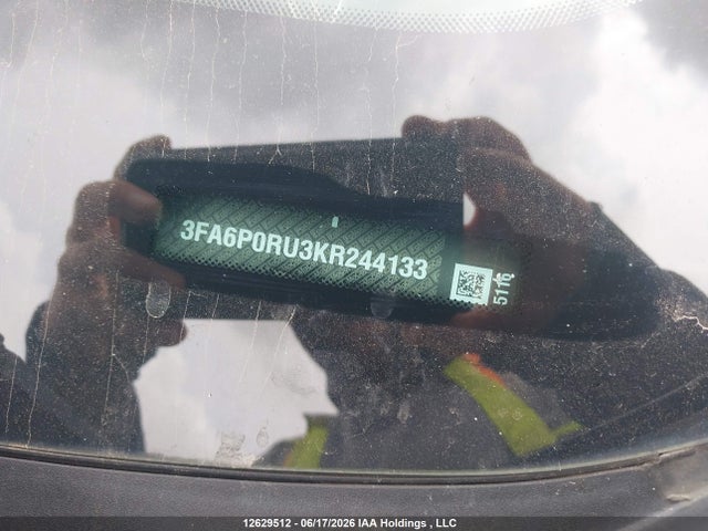 Ford Fusion Hybrid Titanium 2019 3FA6P0RU3KR244133 Image 17