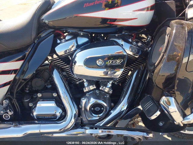 Harley-Davidson Fltrxs Road Glide Special 2017 5HD1KTCA5HB624002 Image 8