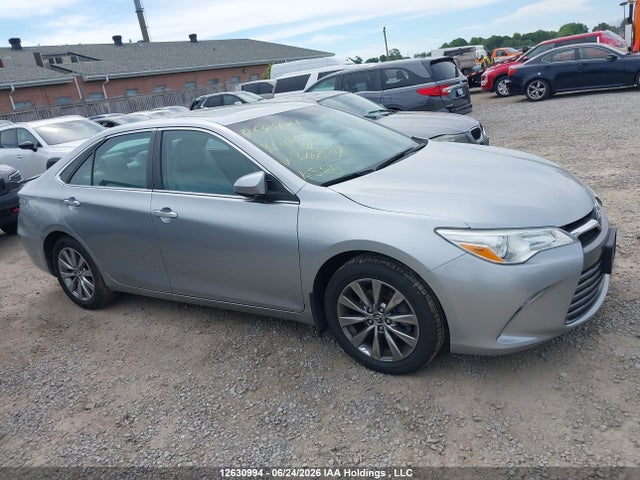 2015 Toyota Camry Xle მანქანა იყიდება აუქციონზე, vin: 4T1BF1FK6FU926874, აუქციონის ნომერი: 12630994