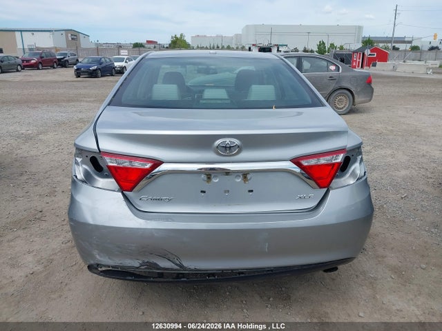 2015 Toyota Camry Xle მანქანა იყიდება აუქციონზე, vin: 4T1BF1FK6FU926874, აუქციონის ნომერი: 12630994