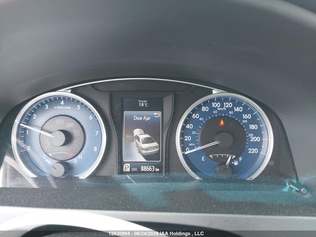 2015 Toyota Camry Xle მანქანა იყიდება აუქციონზე, vin: 4T1BF1FK6FU926874, აუქციონის ნომერი: 12630994
