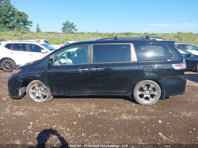 5TDXK3DC4ES513271 Toyota Sienna Se 8 Passenger