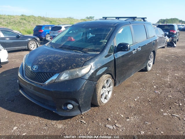 5TDXK3DC4ES513271 Toyota Sienna Se 8 Passenger