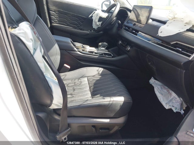 Продажа на аукционе авто 2025 Mitsubishi Outlander Se/diamond Trail Edition, vin: JA4J4VA87SZ614482, номер лота: 12647388
