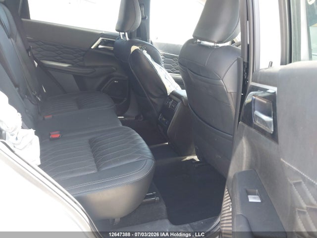 Продажа на аукционе авто 2025 Mitsubishi Outlander Se/diamond Trail Edition, vin: JA4J4VA87SZ614482, номер лота: 12647388