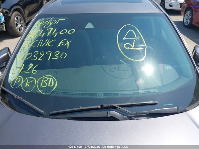 Honda CIVIC EX 2019 2HGFC2F73KH032930 Image 18