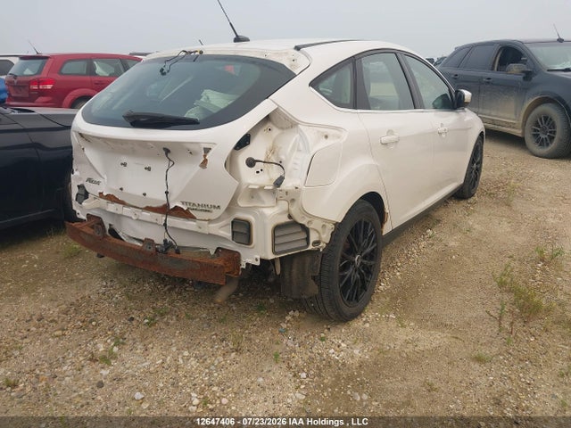 12647406 :رقم المزاد ، 1FADP3N28DL256065 vin ، 2013 Ford Focus Titanium مزاد بيع