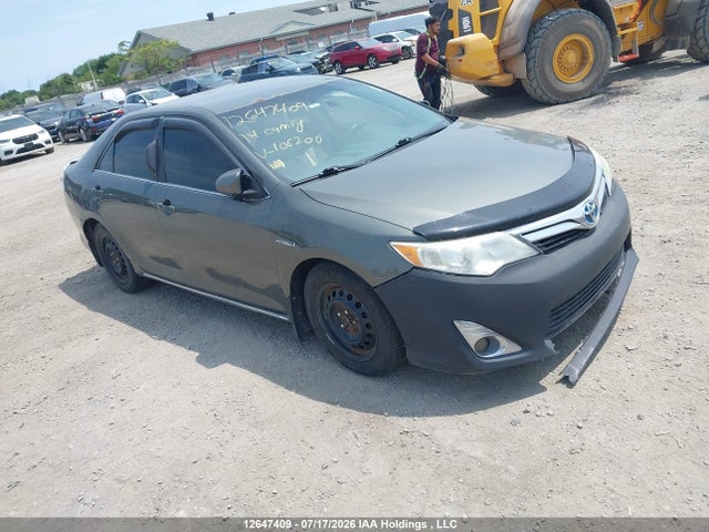 2014 Toyota Camry Hybrid/le/xle მანქანა იყიდება აუქციონზე, vin: 4T1BD1FK0EU106200, აუქციონის ნომერი: 12647409