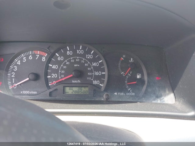 2003 Toyota Corolla მანქანა იყიდება აუქციონზე, vin: 2T1BR32E53C768902, აუქციონის ნომერი: 12647419