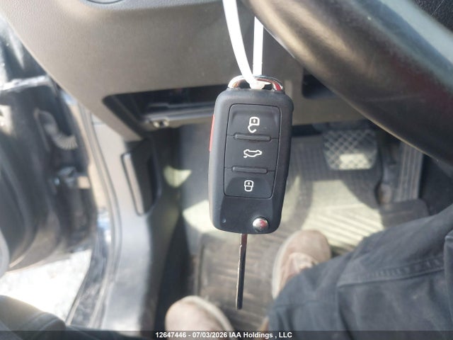 12647446 :رقم المزاد ، 3VW637AJ6DM315466 vin ، 2013 Volkswagen Jetta Turbocharged Hybrid Comfortline/highline/trendline مزاد بيع