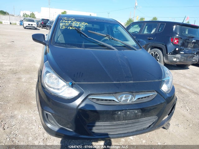 12647472 :رقم المزاد ، KMHCT5AE1DU105345 vin ، 2013 Hyundai Accent Gl مزاد بيع