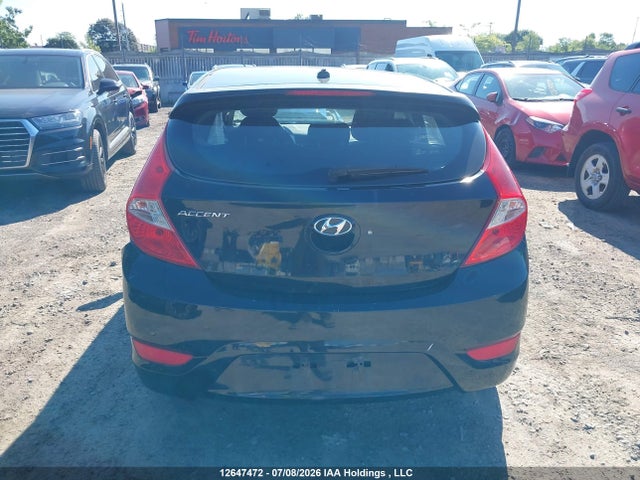 12647472 :رقم المزاد ، KMHCT5AE1DU105345 vin ، 2013 Hyundai Accent Gl مزاد بيع