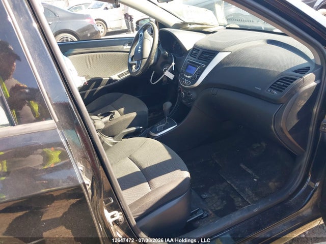 12647472 :رقم المزاد ، KMHCT5AE1DU105345 vin ، 2013 Hyundai Accent Gl مزاد بيع