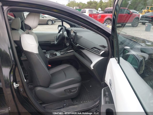 12647481 :رقم المزاد ، 5TDGSKFC1SS167988 vin ، 2025 Toyota Sienna مزاد بيع