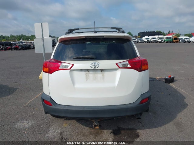 2015 Toyota Rav4 Xle მანქანა იყიდება აუქციონზე, vin: 2T3RFREV3FW268298, აუქციონის ნომერი: 12647512