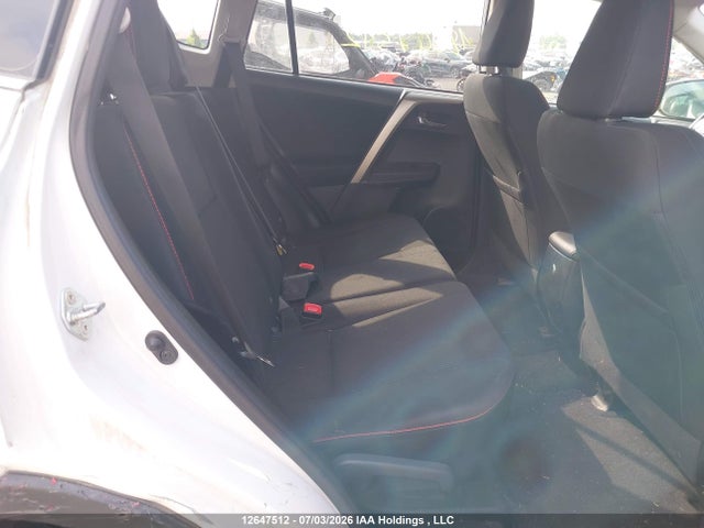 2015 Toyota Rav4 Xle მანქანა იყიდება აუქციონზე, vin: 2T3RFREV3FW268298, აუქციონის ნომერი: 12647512