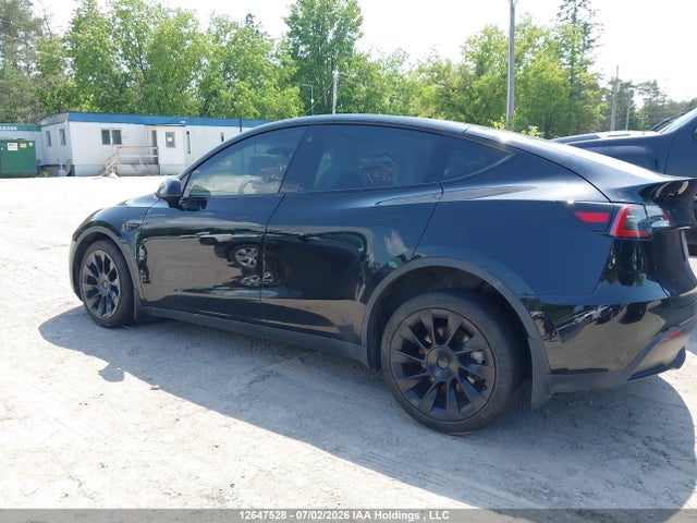 Tesla Model Y Long Range 2023 7SAYGDEE4PF641208 Image 14