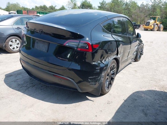 Tesla Model Y Long Range 2023 7SAYGDEE4PF641208 Image 4