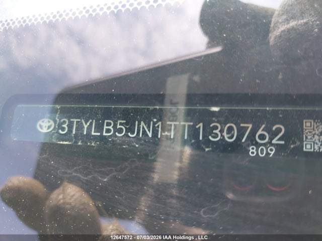 3TYLB5JN1TT130762 Toyota Tacoma 4x4 8a