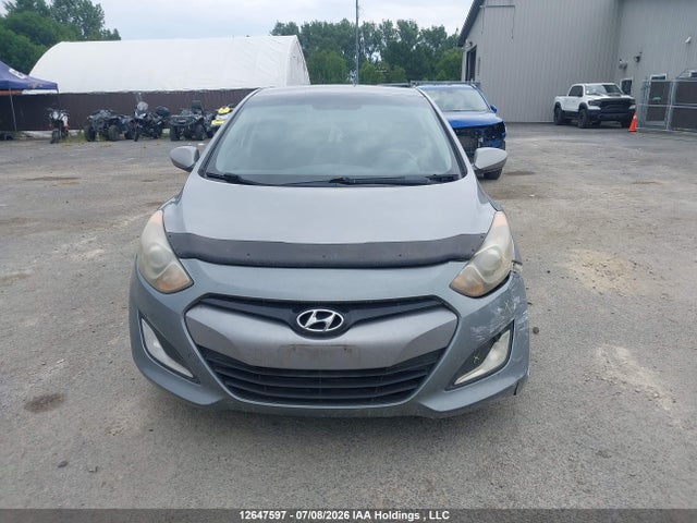 2013 Hyundai Elantra მანქანა იყიდება აუქციონზე, vin: KMHD35LE1DU114838, აუქციონის ნომერი: 12647597
