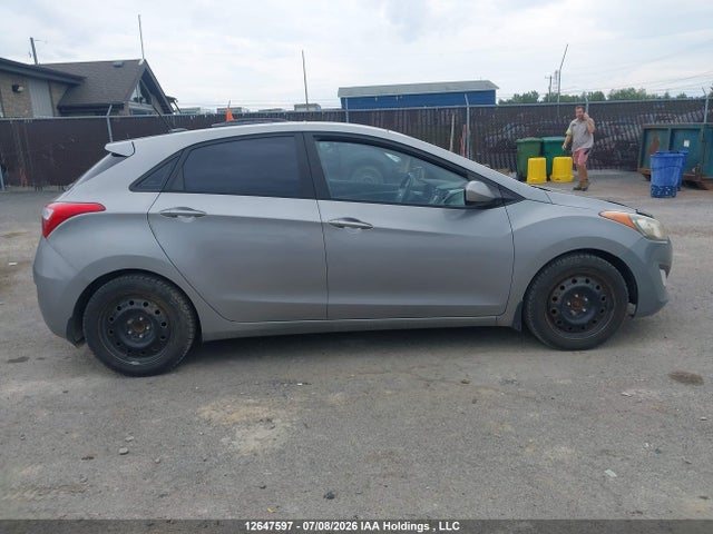 2013 Hyundai Elantra მანქანა იყიდება აუქციონზე, vin: KMHD35LE1DU114838, აუქციონის ნომერი: 12647597