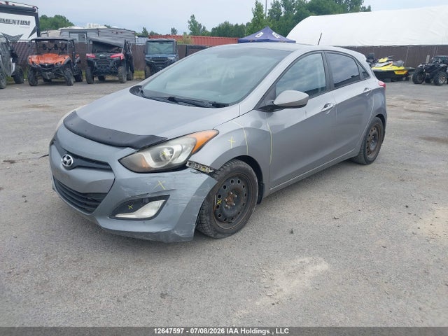 2013 Hyundai Elantra მანქანა იყიდება აუქციონზე, vin: KMHD35LE1DU114838, აუქციონის ნომერი: 12647597