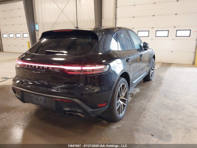 Porsche Macan 2022 WP1AA2A52NLB03920 Image 4