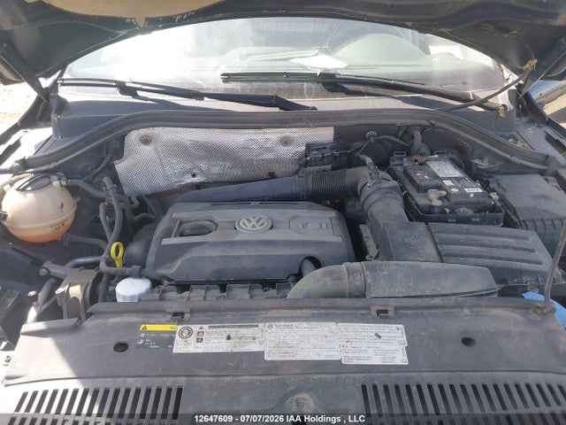 WVGJV7AX8FW590069 Volkswagen Tiguan S/se/sel/r-line