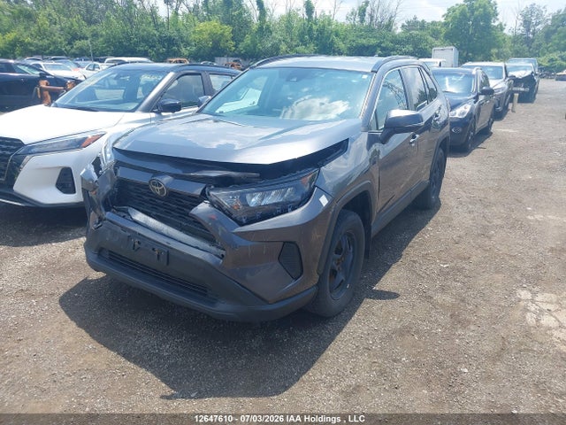 Toyota RAV4 LE 2019 2T3B1RFV0KC004983 Image 2