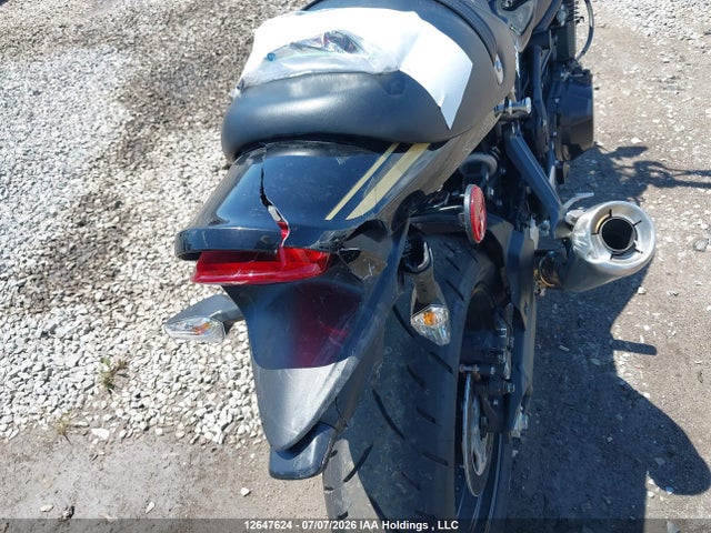 Kawasaki ZR900 2023 JKAZR2E14PA012550 Image 19
