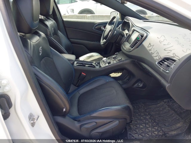1C3CCCBB8FN706542 Chrysler 200 S