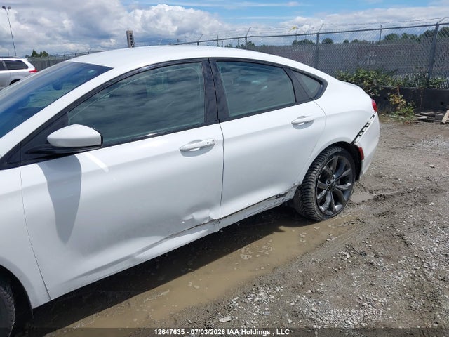 1C3CCCBB8FN706542 Chrysler 200 S