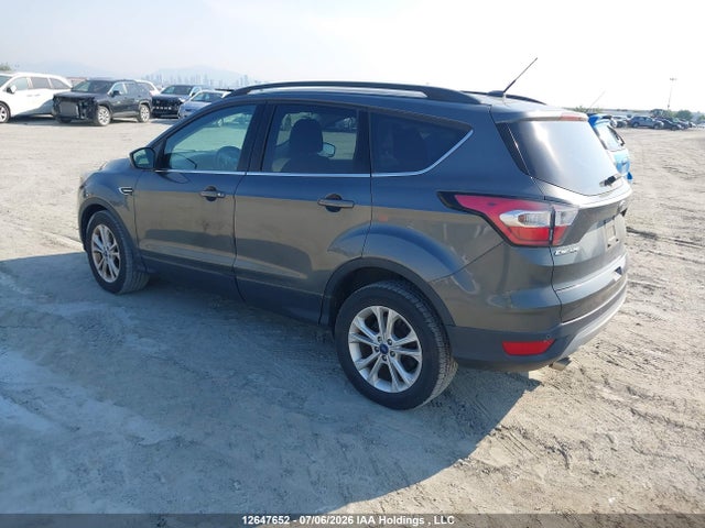 12647652 :رقم المزاد ، 1FMCU0GD2HUB92158 vin ، 2017 Ford Escape Se مزاد بيع