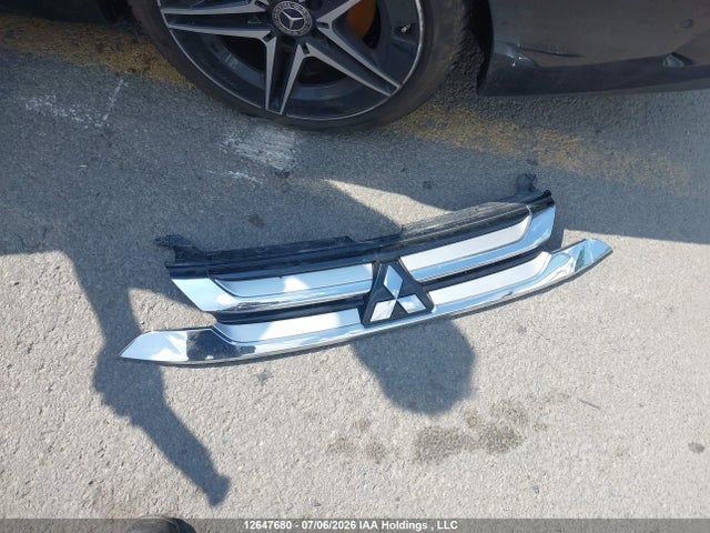 JA4JZ3AX4GZ606134 Mitsubishi Outlander Se