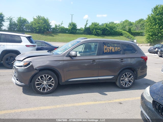 JA4JZ3AX4GZ606134 Mitsubishi Outlander Se