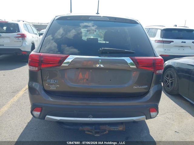JA4JZ3AX4GZ606134 Mitsubishi Outlander Se