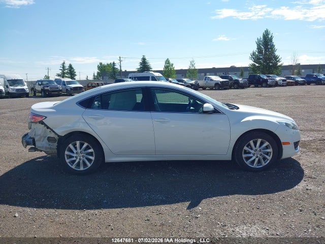 12647681 :رقم المزاد ، 1YVHZ8BH2B5M00426 vin ، 2011 Mazda 6 I مزاد بيع